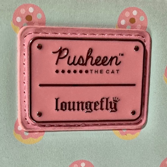 Pusheen Backpack & Matching Wallet - Picture 2 of 9